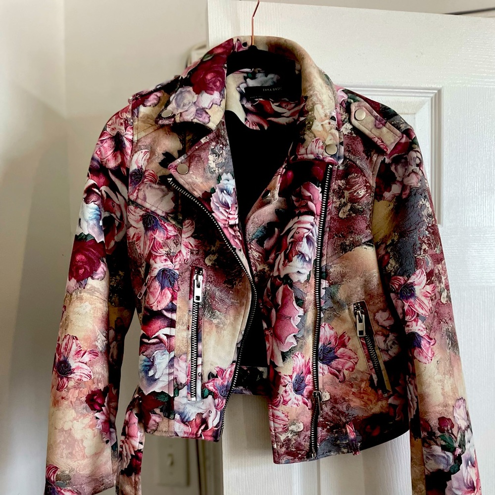 Floral stylist jacket